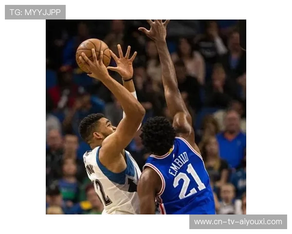 恩比德低位背打得分，费城把禁区打穿