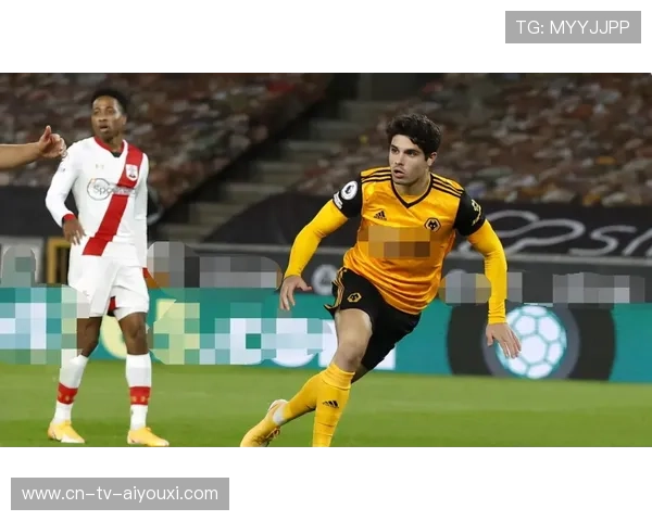 狼队反击直塞打穿，埃德森出击化解，埃德森踢点球